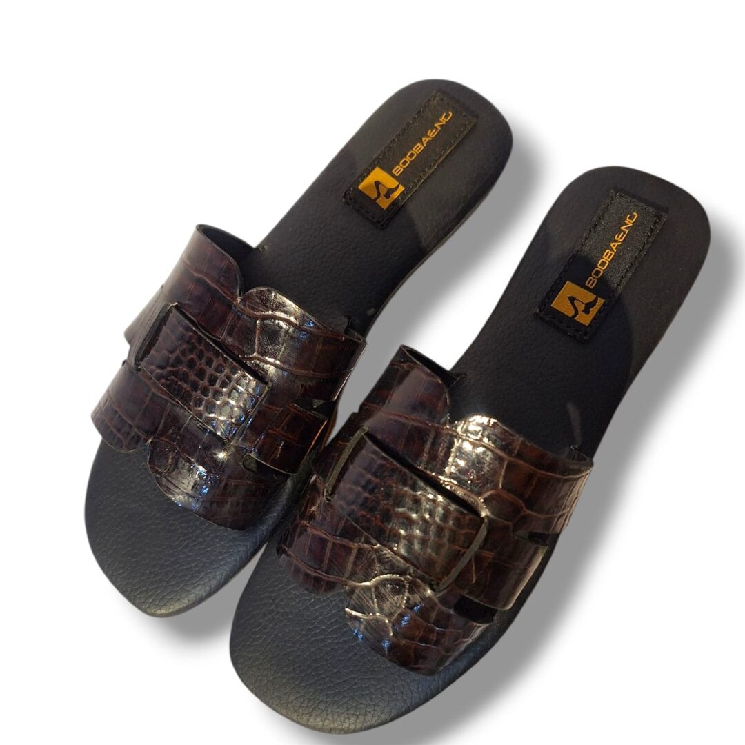 boobae women slides