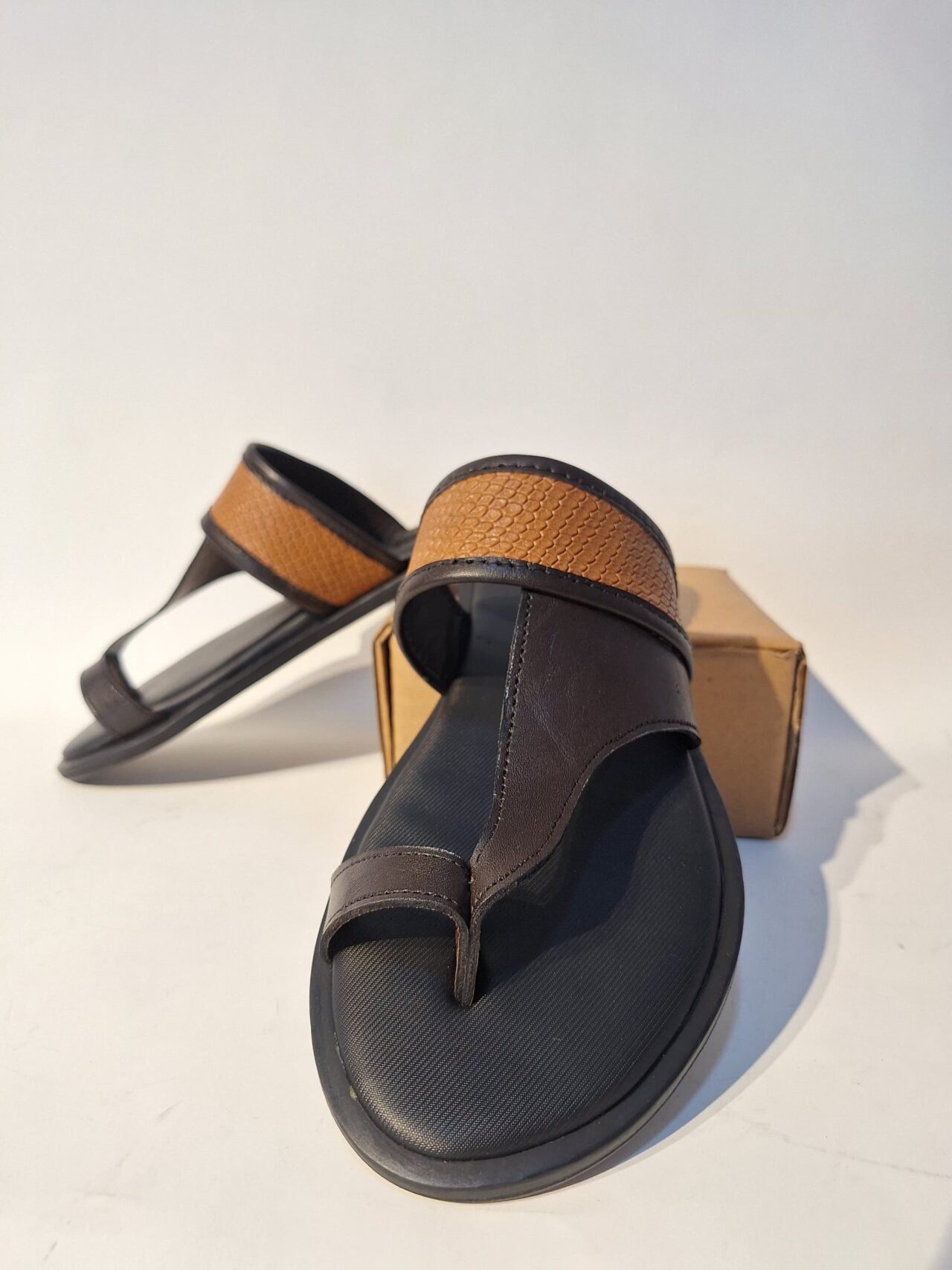 Toe Loop Slide - Image 2